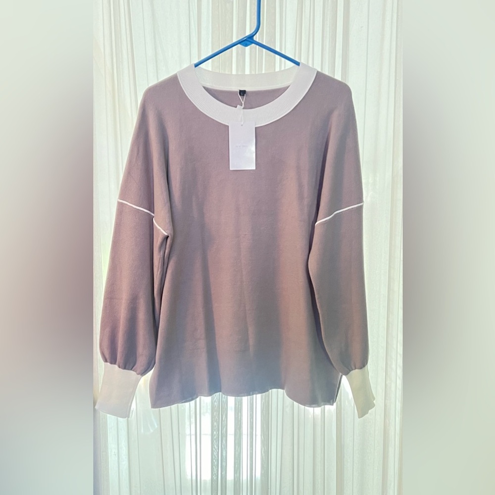 NWT/ NEW TREND LADIES LONG SLEEVE TOP, SIZE L, TAUPE IN COLIOR